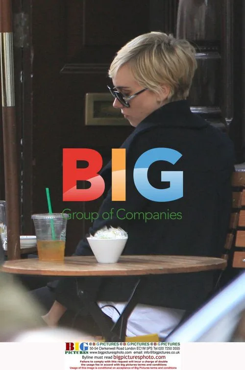 Kimberly Stewart and Rhys Ifans Lunch in London