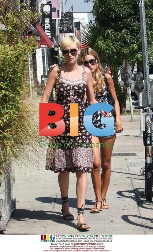 Kimberley and friend visit Cheebo Restaurant in Hollywood