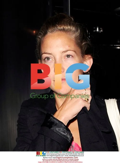Kate Hudson Leaves Sake No Hana Bar