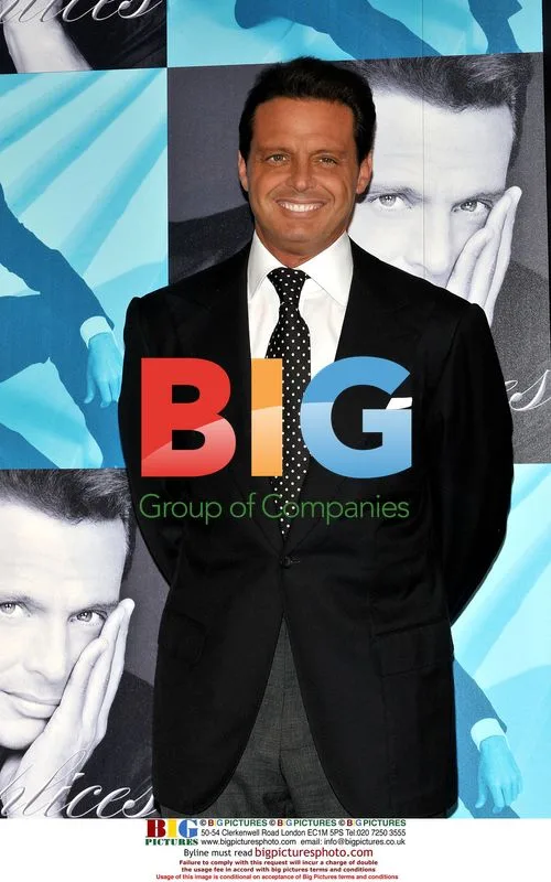 Luis Miguel releases new album in Madrid