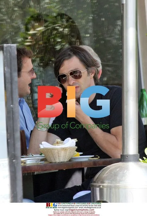 Olivier Martinez and friend have lunch