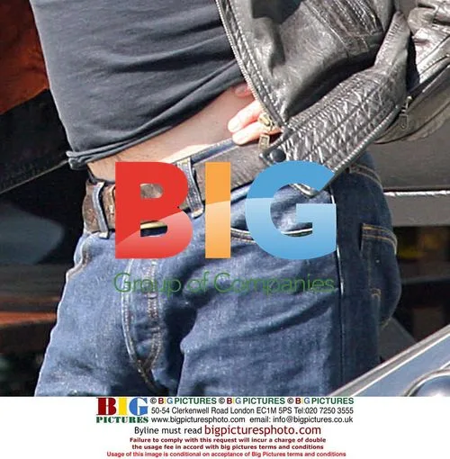Olivier Martinez Lunches at Angelini Cafe