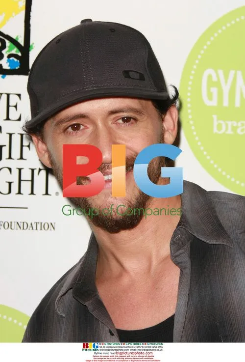 Clifton Collins at Visual Impact fundraiser