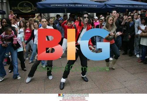 Michael Jackson impersonator 'Navi' leads tribute