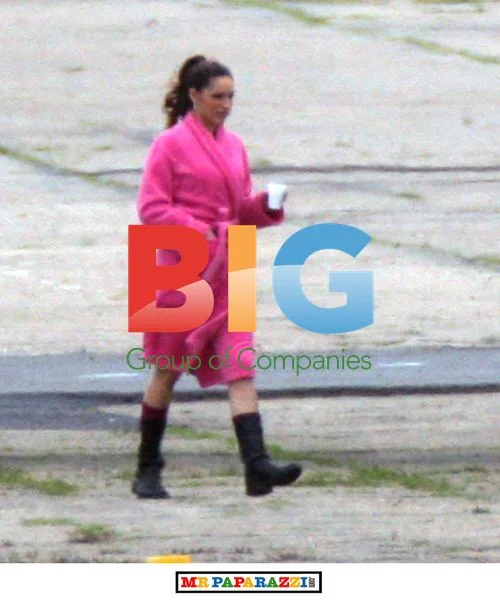 Kelly Brook on Film Set