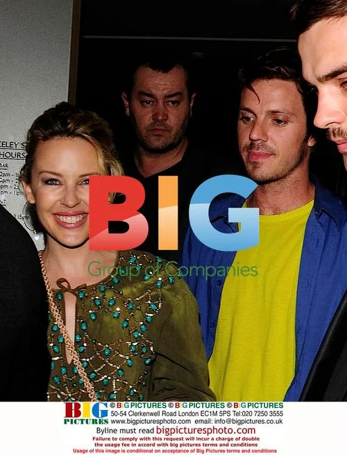 Kylie Mingue and Jake Shears arrive at Kylie's home