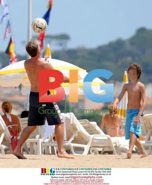 Didier Deschamps on holiday with family in Saint-Tropez