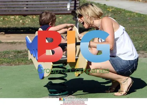 Dani Behr and family enjoy outing in Australia