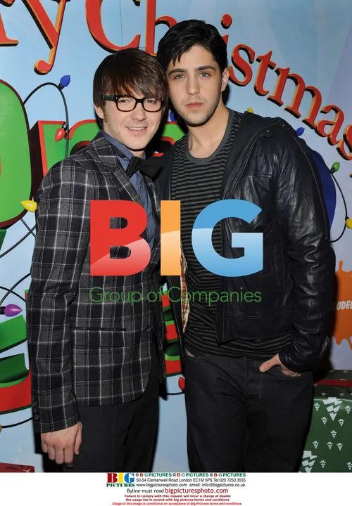 UK & Ireland Premiere of "Merry Christmas, Drake & Josh"