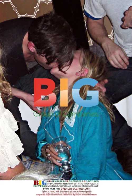 Mary-Kate Olsen Kisses Boyfriend at Art Basel