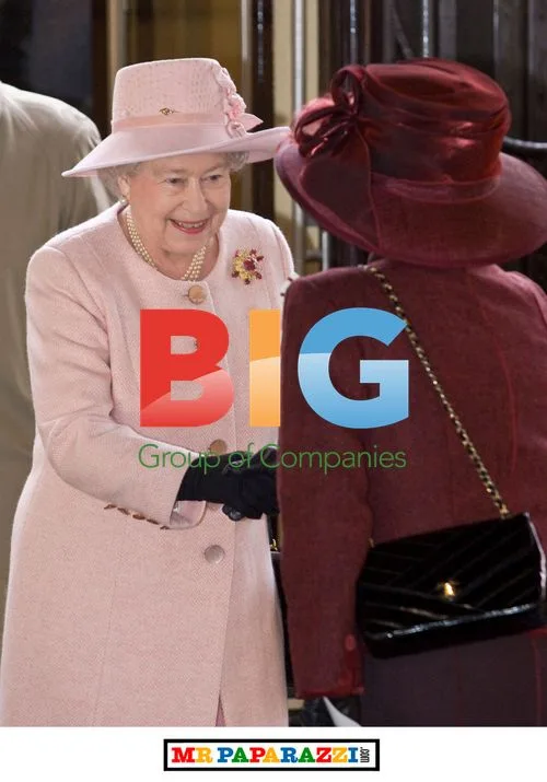 Queen Elizabeth II at Leicester Train Station
