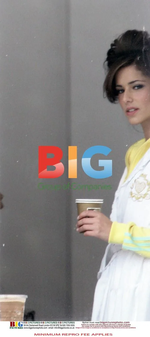 Girls Aloud Arrive for Nintendo Shoot