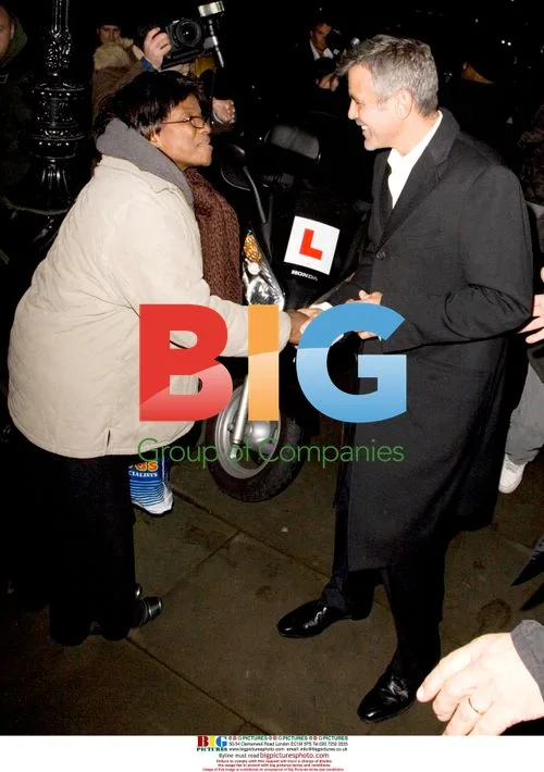 George Clooney leaves house party