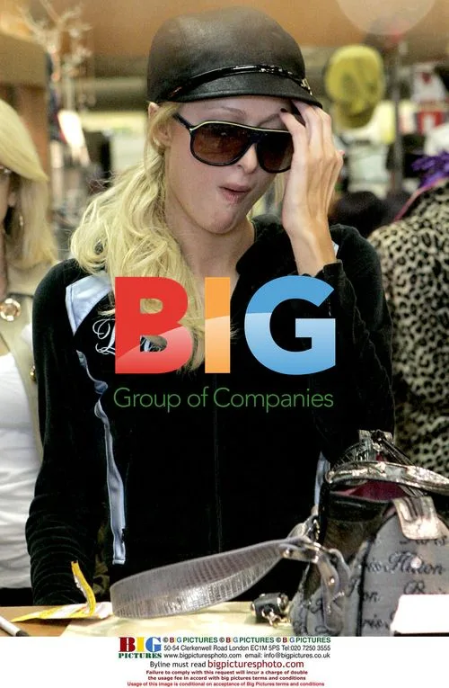 Paris Hilton and Brittany Flickinger at Beverly Glen Market