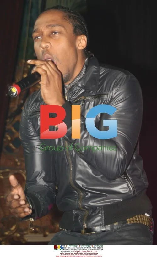 Celebrities at 2008 Cash for Kids Jingle Ball Rock