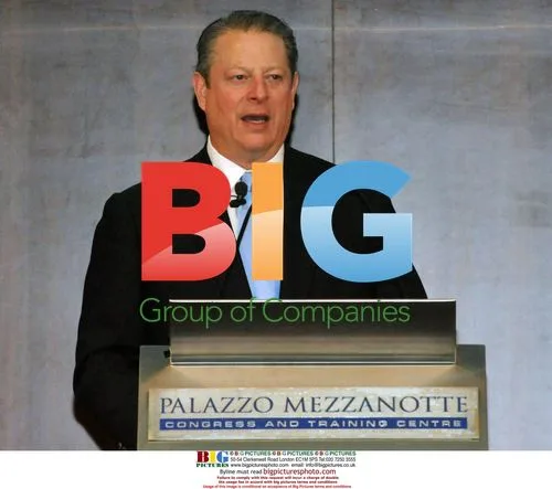Al Gore Receives Milan's Honorary Citizenship