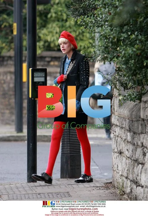 Agyness Deyn going for a walk in London