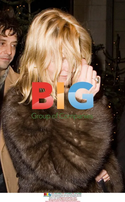 Kate Moss and Jamie Hince leave The Dorchester