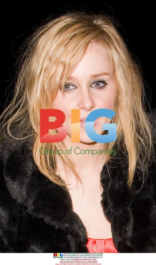 Diana Vickers and Mystery Date