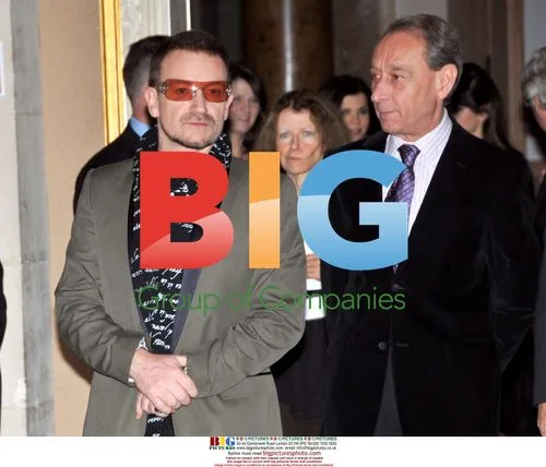 Bono Receives Peace Summit Award 2008