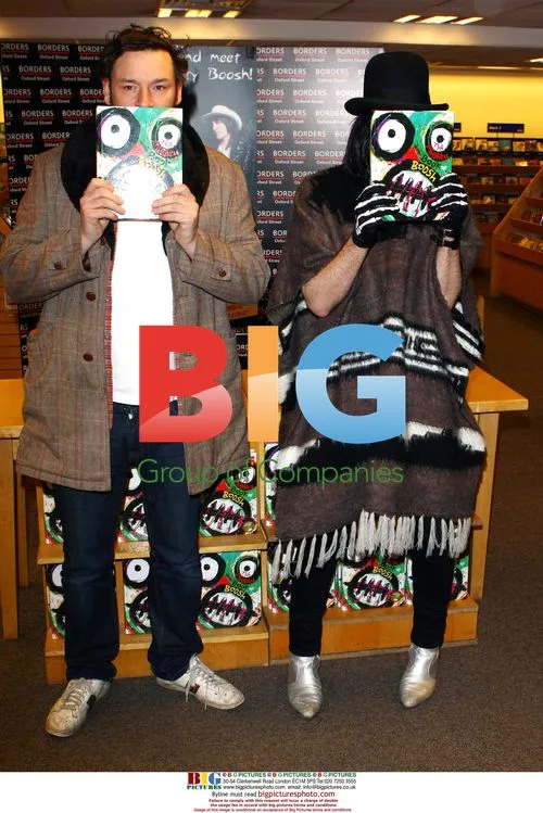 Noel Fielding and Julian Barratt book signing