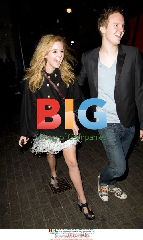 Diana Vickers has coffee at X-Factor wrap party