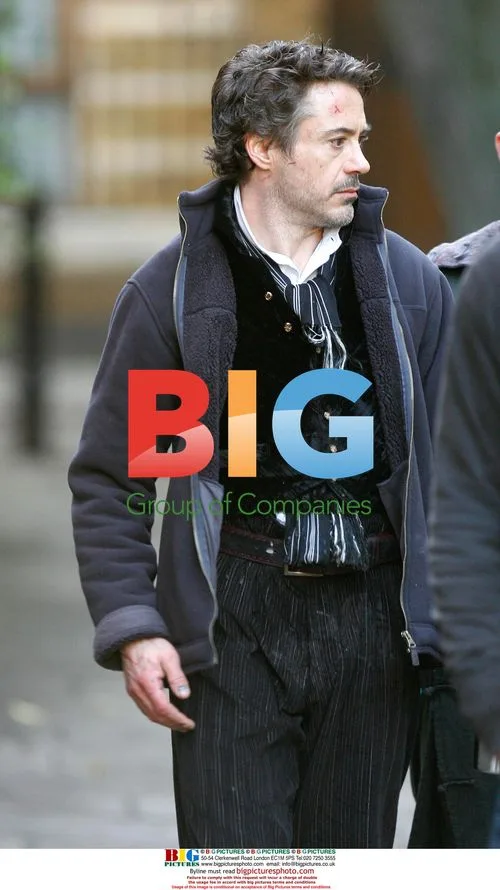 Sherlock Holmes Cast on Location in London