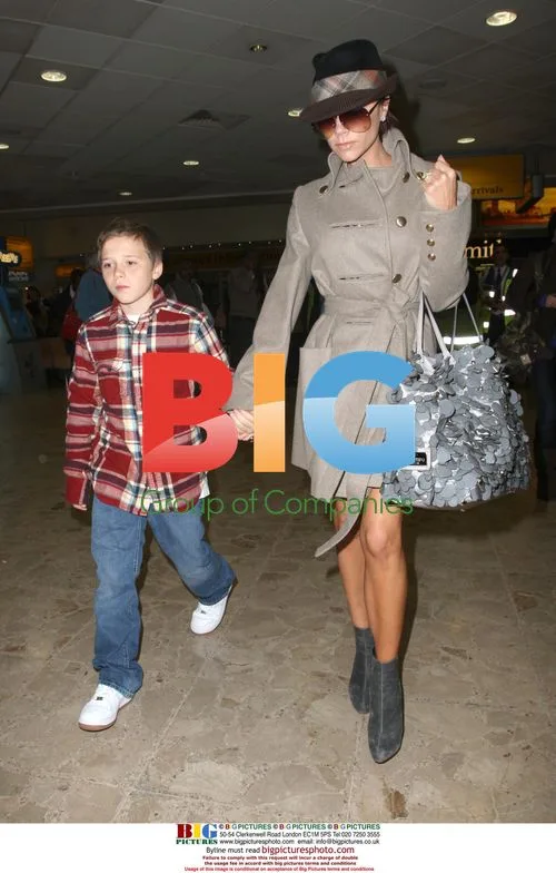 Beckhams spotted at Heathrow Airport