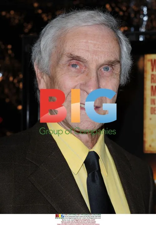 Peter Mark Richman at "The Wrestler" Premiere