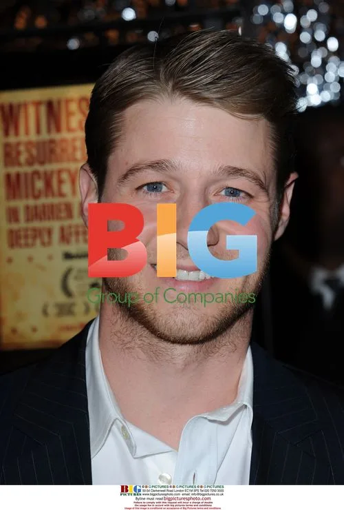 Benjamin McKenzie at The Wrestler Premiere