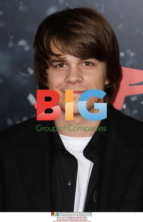 Johnny Simmons at 'The Spirit' LA Premiere