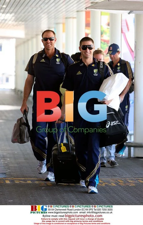 Australian Cricket Team Departs Perth Airport