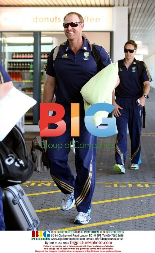 Australian Cricket Team Departs Perth Airport