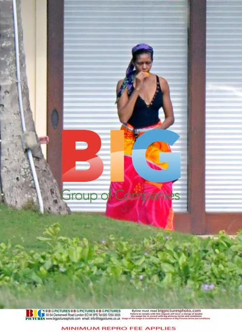 Barack Obama and Family on Hawaii Vacation