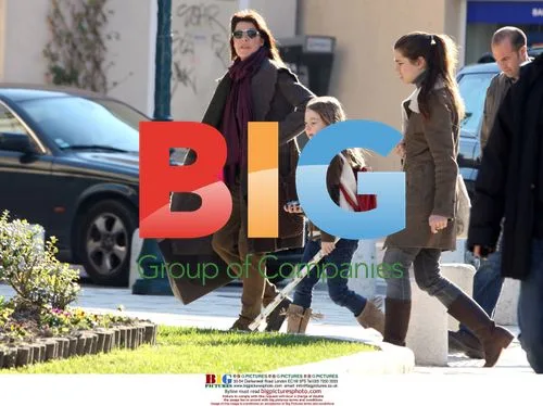 Princess Caroline goes Christmas shopping