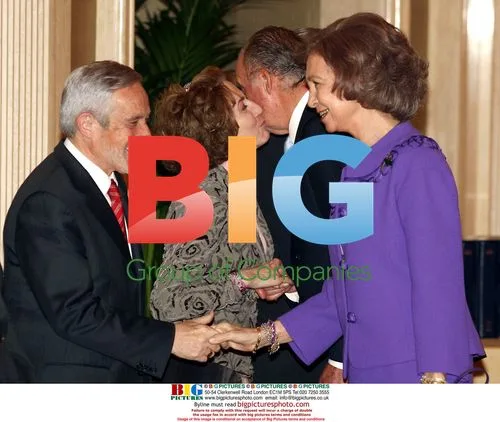 Spanish Royals Meet with Administrators