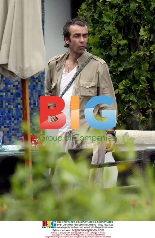 John Hannah and Family Enjoy Lunch on Miami Beach