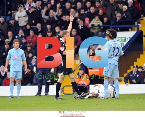 Assou-Ekotto sent off in West Brom vs Spurs
