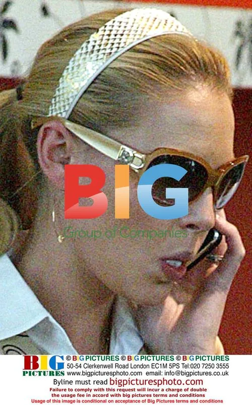 Katherine Heigl and mom go shopping