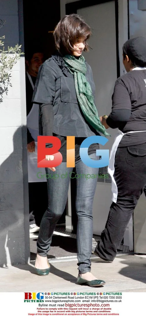 Katie Holmes Lunch at Joans on 3rd