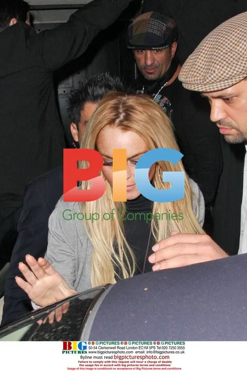 Lindsay Lohan Exits Villa Lounge