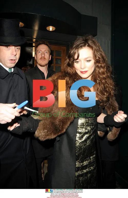 Anna Friel and David Thewlis at The Ivy