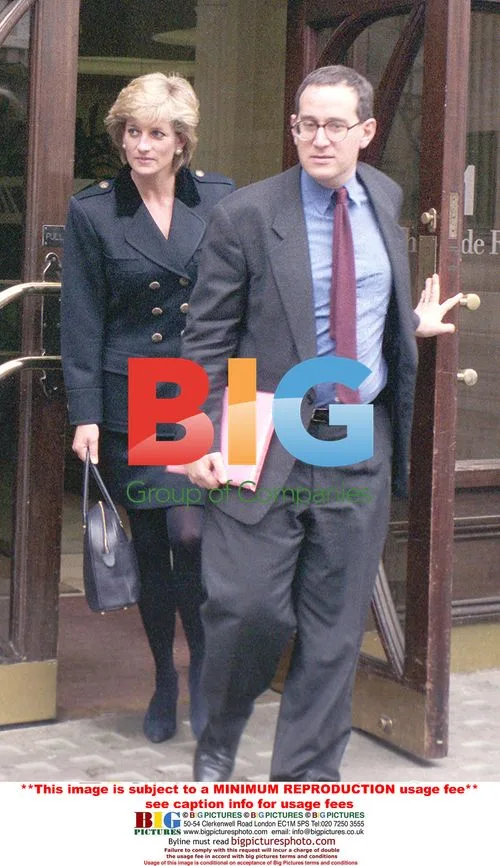 Heather Mills to sue divorce lawyers