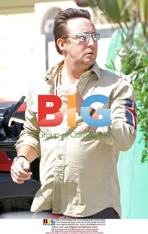 Julian Lennon shops in Saint Barths