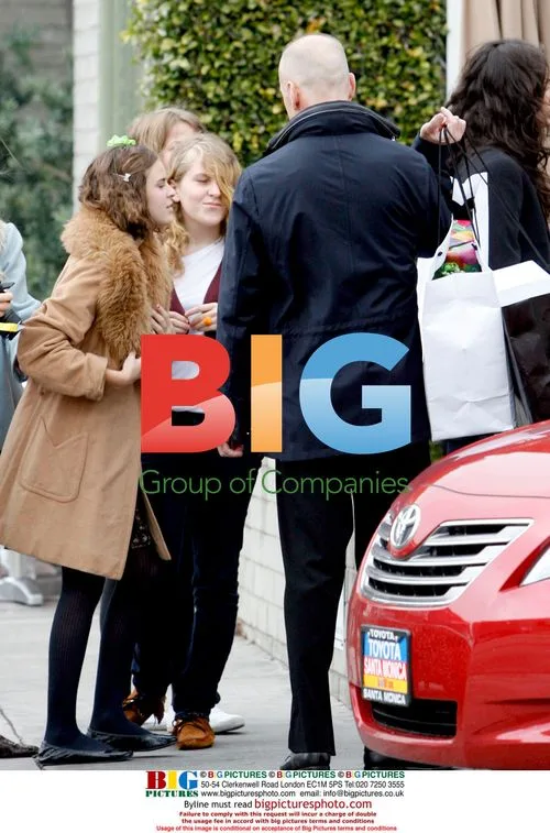 Demi Moore, Ashton Kutcher, Bruce Willis and Family Celebrate Ashton's Birthday
