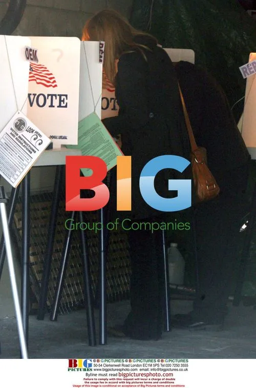 Lisa Kudrow Voting in Beverly Hills