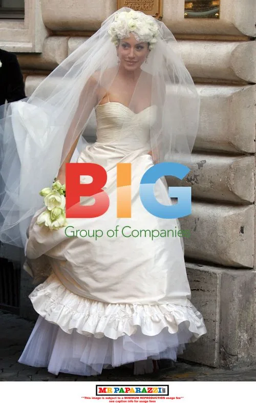 Nancy Dell'Olio's wedding dress photoshoot