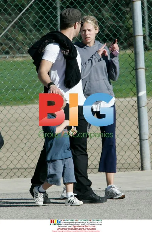Ryan Phillippe picks up son from soccer practice