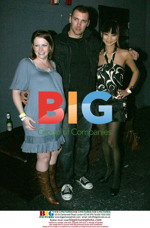 Melissa Joan Heart, Bai Ling, and Jamie Presley Support Band