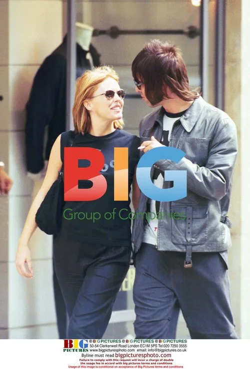 Liam Gallagher and Patsy Kensit Shopping